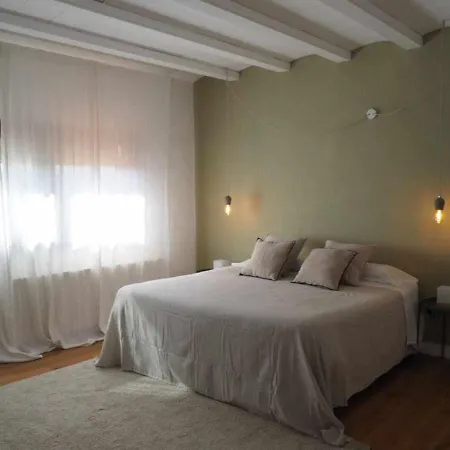 Holiday home Cal Nin Lovelyhousesdiana